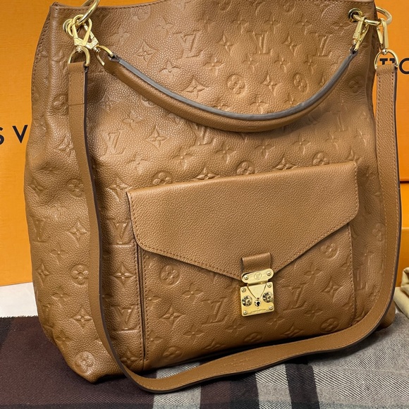 Louis Vuitton Metis Hobo Empreinte Handbag - Picture 2 of 16